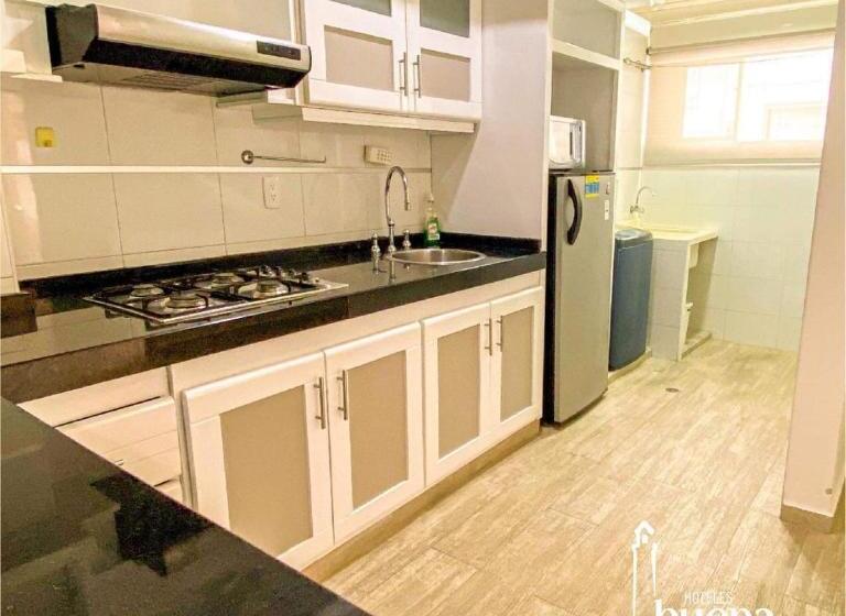 דירת שני חדרים, Buena Vista