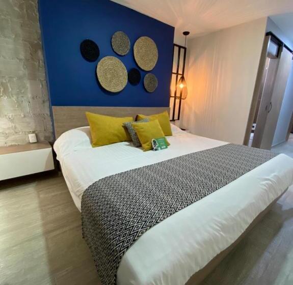 סוויטת ג'וניור, Buena Vista