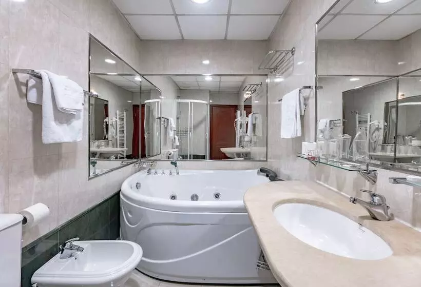 سوئیت پرزیدنت, Epinal   Bitola