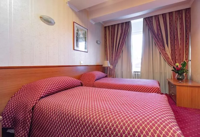 اتاق لوکس, Epinal   Bitola