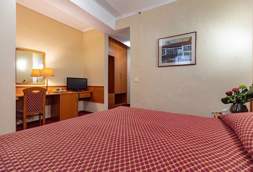 Номер Deluxe, Epinal   Bitola