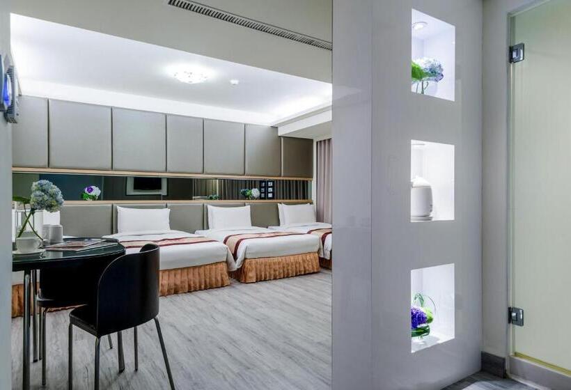 四人标准间, Harmonious