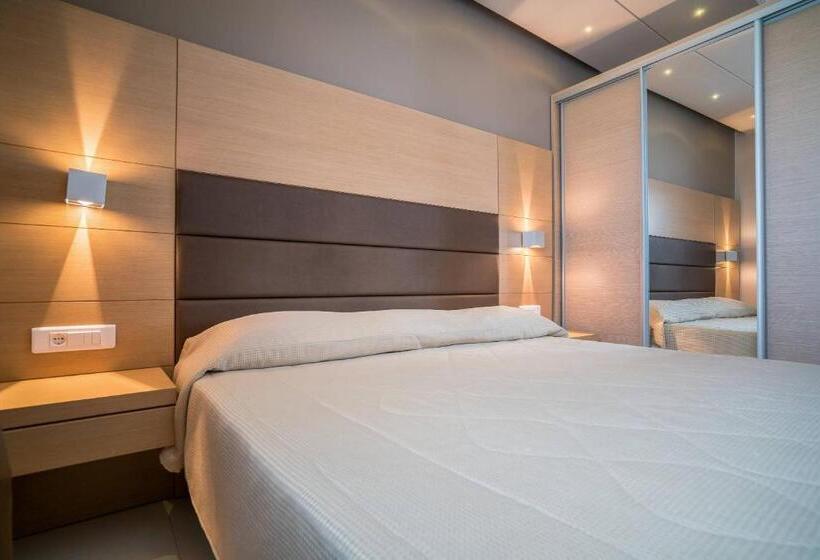Люкс Superior Вид на Море, Kymothoe Elite Suites