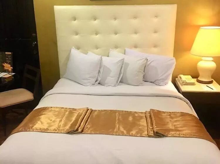 اتاق استاندارد, Lourdes Suites