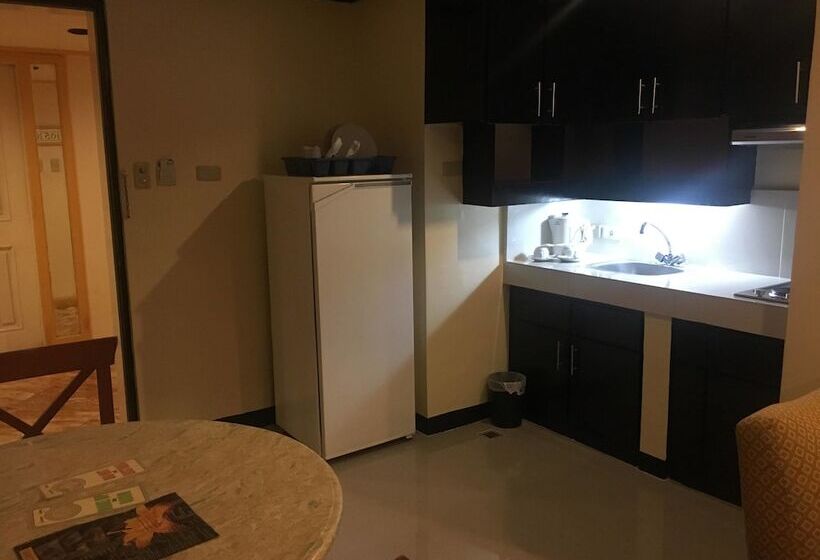 套房, Lourdes Suites