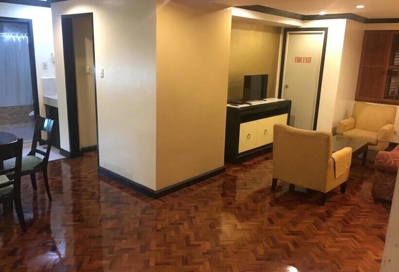 套房, Lourdes Suites