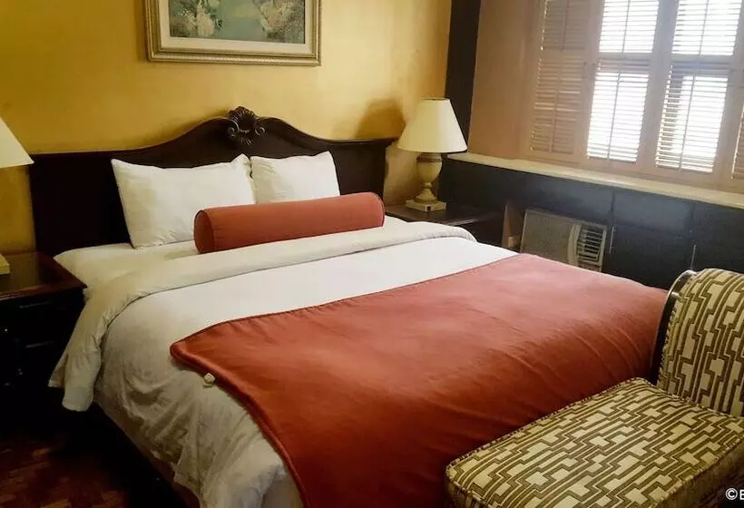 سوئیت 2 خوابه, Lourdes Suites