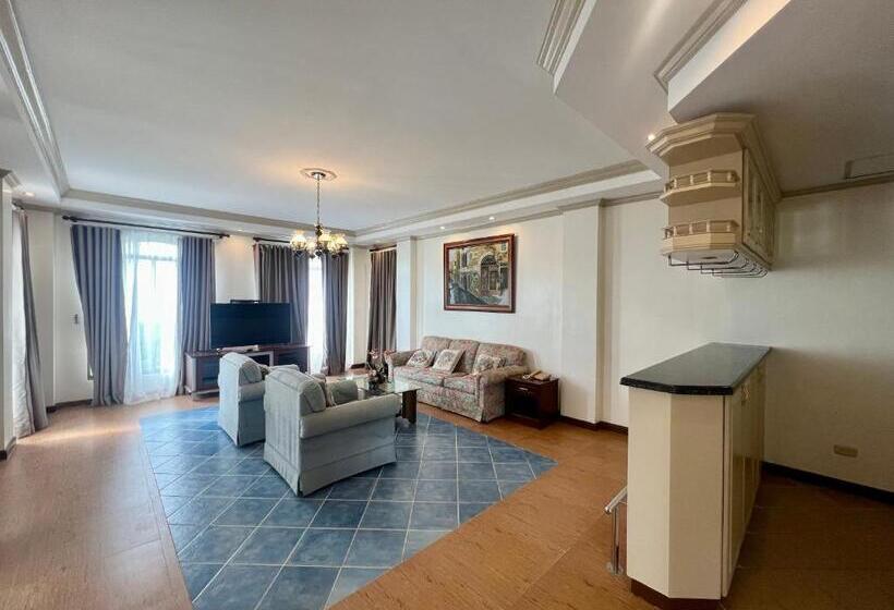 سوییت خانوادگی, My Little Island