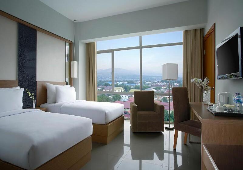 高级大房间, Santika Palu