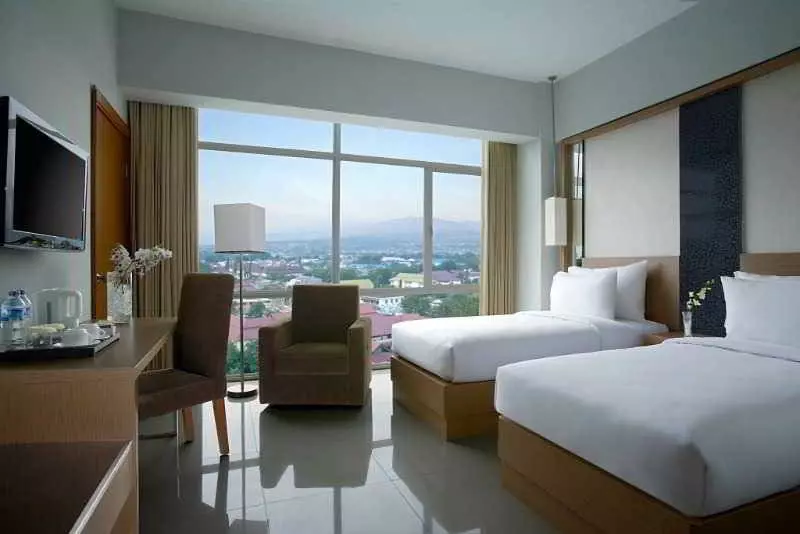 スーペリアールーム, Santika Palu