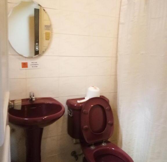 Номер Стандарт, Stone House Quezon City