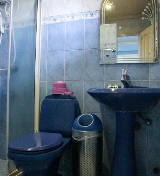 Президентский Люкс, Stone House Quezon City