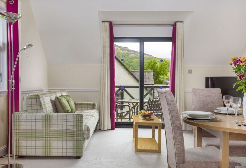 Дом 1 Спальня, The Kenmore Club