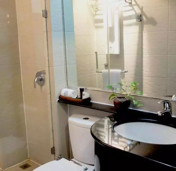 اتاق استاندارد در طبقه همکف, The Mark S Lodge