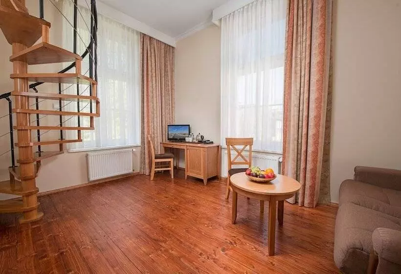 اتاق خانوادگی, Villa Sedan   Destigo Hotels
