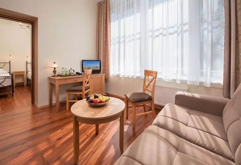 اتاق خانوادگی, Villa Sedan   Destigo Hotels