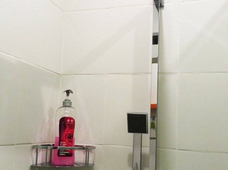 Cama em Quarto Compartilhado, Townhouse Oak Vip Suites