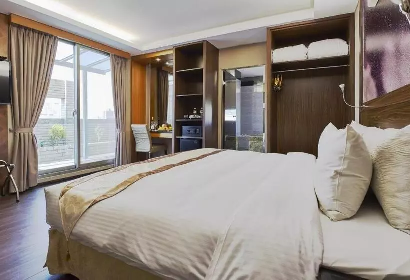 اتاق لوکس با بالکن, Yuhao Hotel   Hsinchu Branch