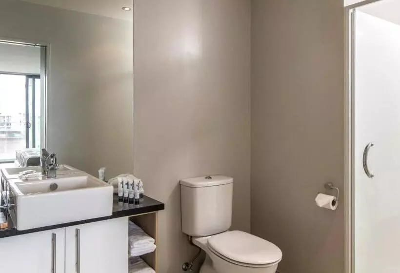 スタンダードスタジオ, Quest On Hobson Serviced Apartments