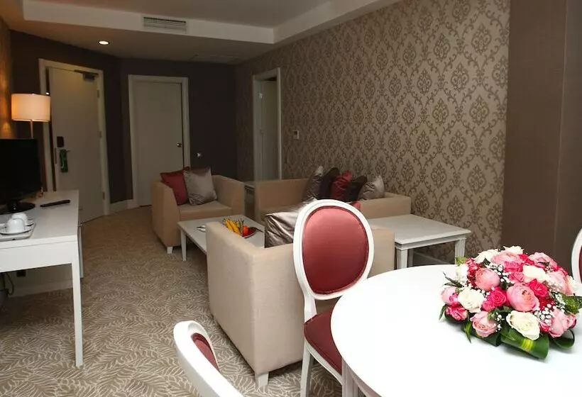 Executive Suite