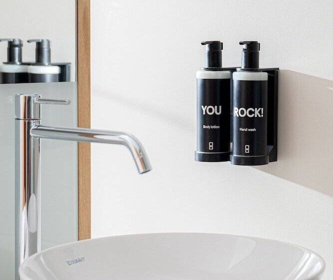 Superior Interior Room, Ocean Drive Madrid