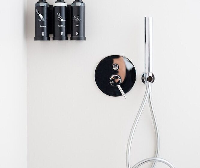 اتاق لوکس با چشم‌انداز, Ocean Drive Madrid