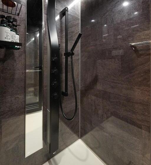 غرفة قياسية, Third Ishigakijima