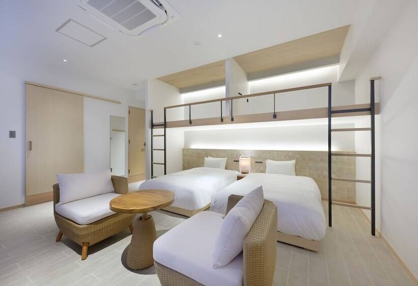 غرفة قياسية مطلّة علي البحر, Third Ishigakijima