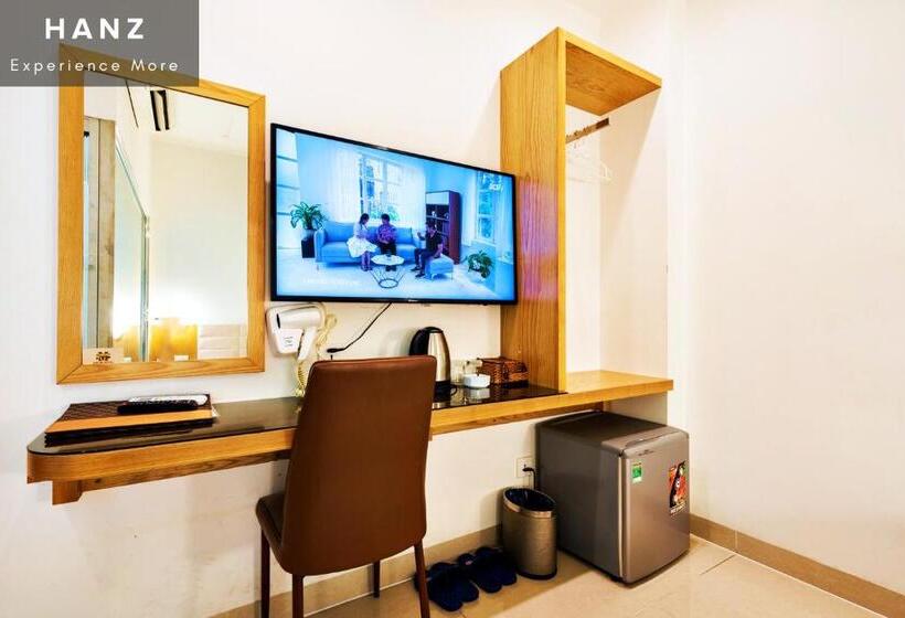 اتاق سوپریور, Hanz Son Mi Saigon