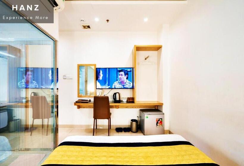 اتاق سوپریور, Hanz Son Mi Saigon