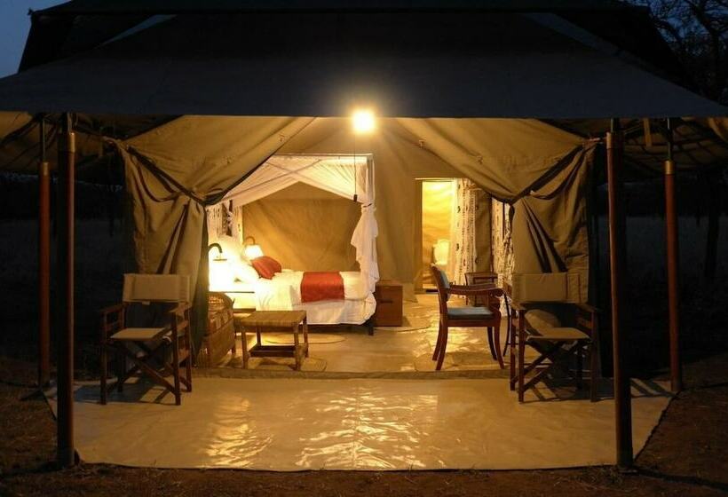 Deluxe Tent, Osinon Camps & Lodges