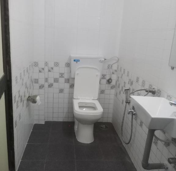 חדר משפחתי, Kalasita