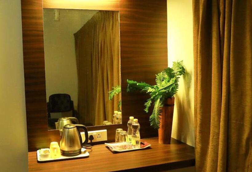 חדר דלוקס, Jb Residency