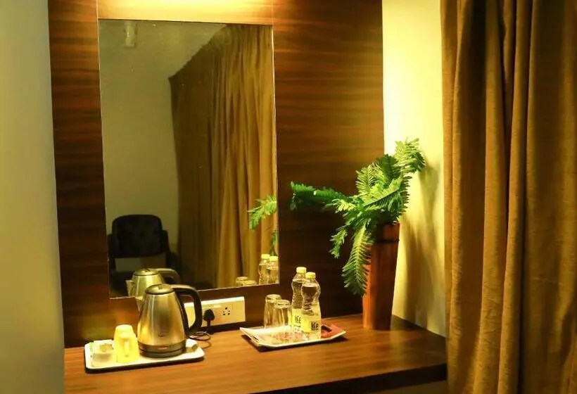 اتاق لوکس, Jb Residency