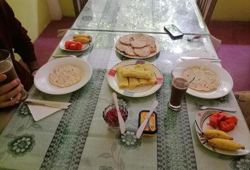 デラックスルーム, Elegarden Hotel & Restaurant