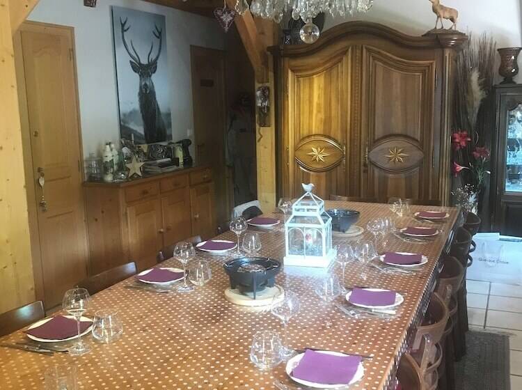 חדר משפחתי, Chalet Esprit