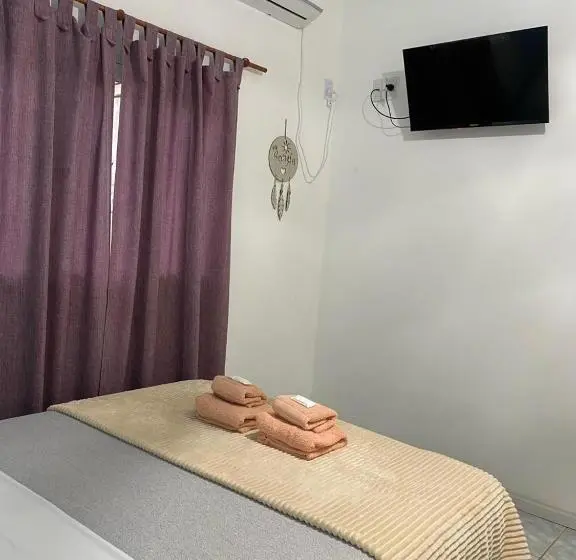 スタンダード４人部屋, Puerto Libertad   Iguazú