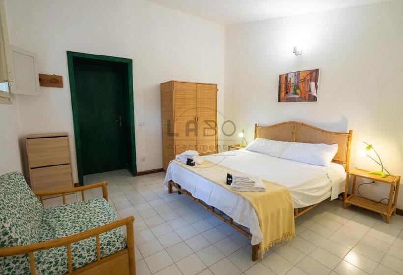آپارتمان 1 خوابه با چشم‌انداز, Residenza Crivo