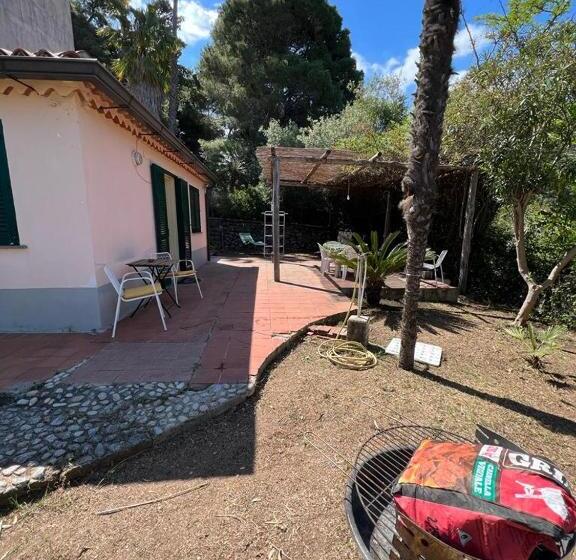 آپارتمان 1 خوابه با چشم‌انداز دریا, Residenza Crivo