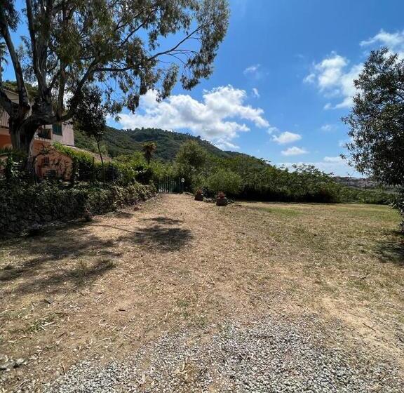 آپارتمان 1 خوابه با چشمانداز دریا, Residenza Crivo