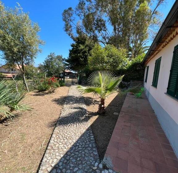 آپارتمان 1 خوابه با چشم‌انداز دریا, Residenza Crivo