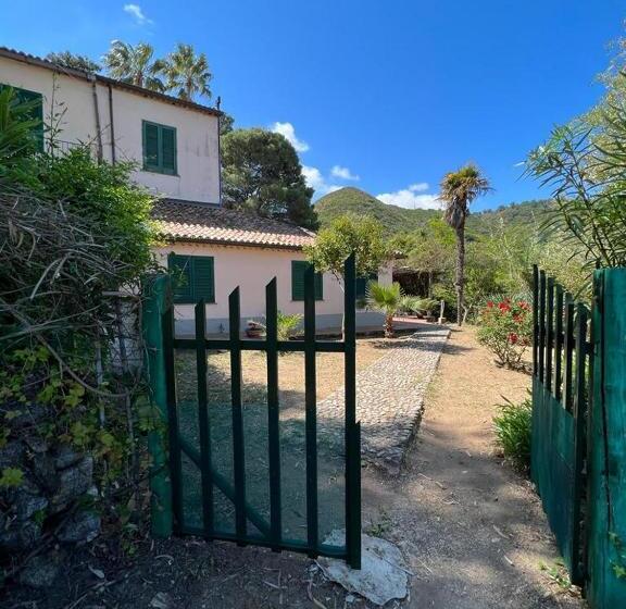 آپارتمان 1 خوابه با چشمانداز دریا, Residenza Crivo