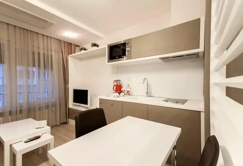 اتاق استاندارد, Arwi̇n