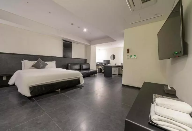 Premium Room, Adlige