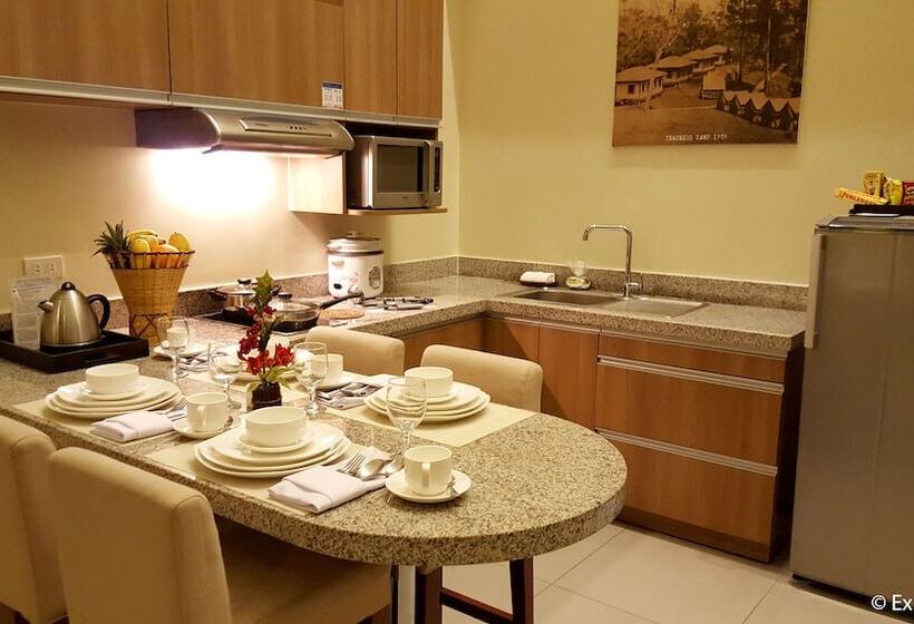 דירת חדר, Azalea Residences Baguio