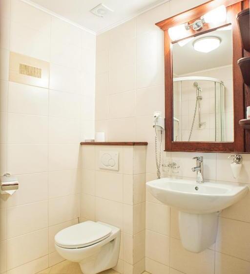 经典家庭房间, Batory