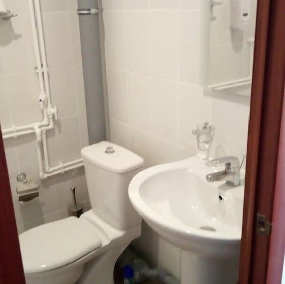 スタンダードルーム, Berison Hudyakova