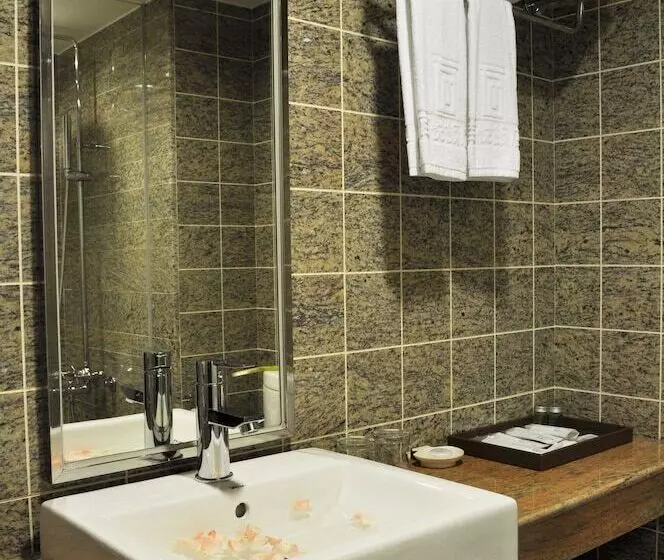 اتاق خانوادگی, Byeyer Hotel Hualien