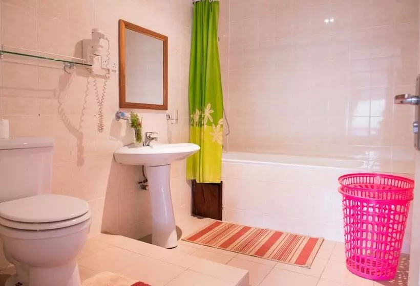 آپارتمان 2 خوابه, Calabash Apartment
