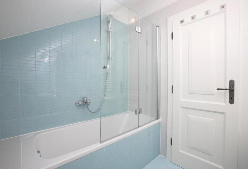 Superior studio with terrace, Divota Apartment